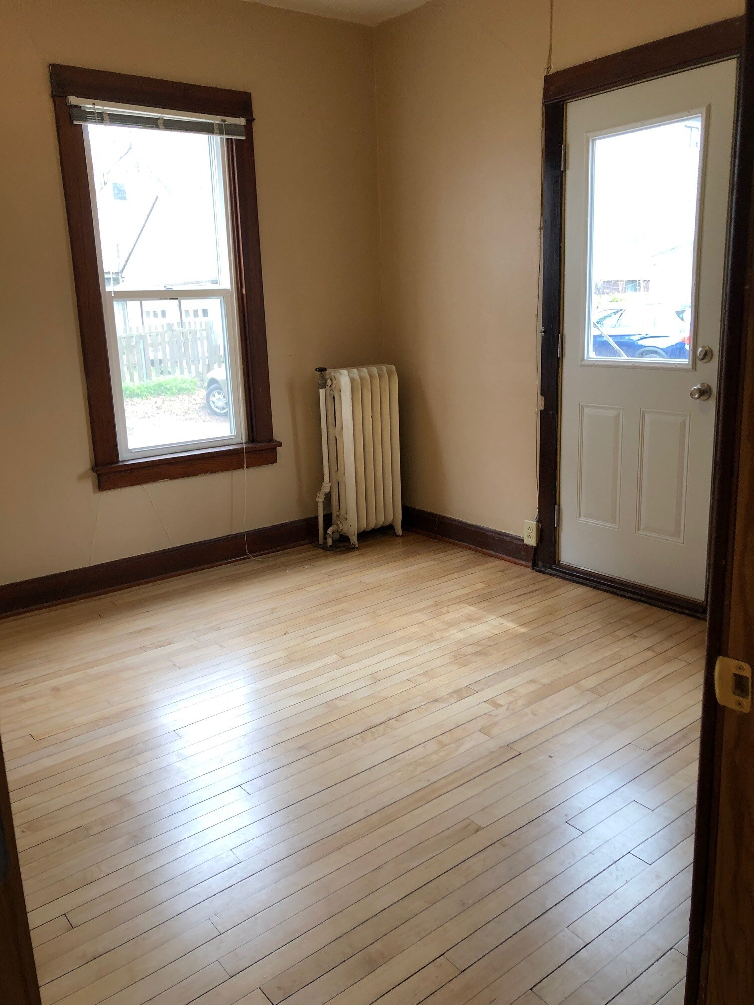 Building Photo - 1107 E Gorham St