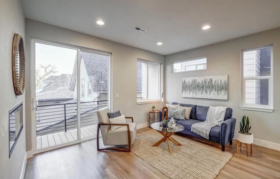 Building Photo - 3816 Zenobia St