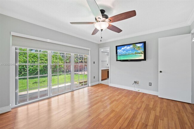 Building Photo - 20001 NW 62nd Ct