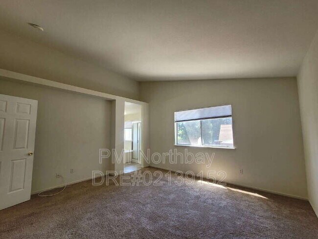 Building Photo - 937 Iron Dr