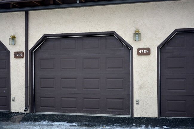 Building Photo - 4764 Mills Dr