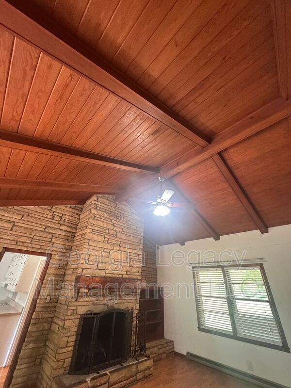 Building Photo - 126 Ridgeway Church Rd
