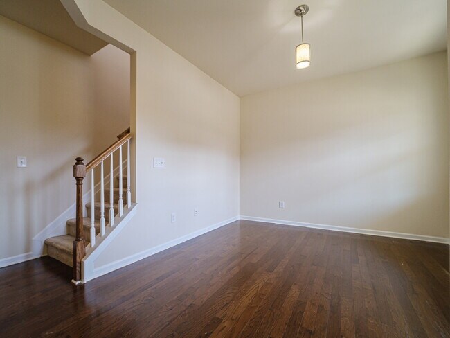 Building Photo - 1089 Wallace Lake Rd