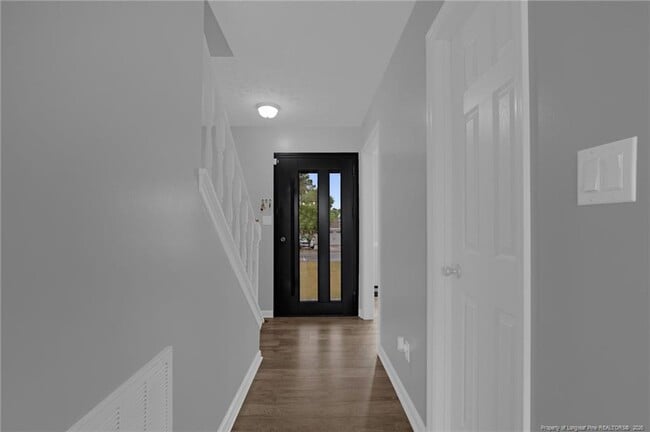 Building Photo - 7457 Avila Dr