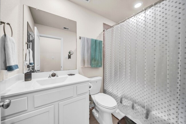 Building Photo - 20267 Creekdale Bend Dr