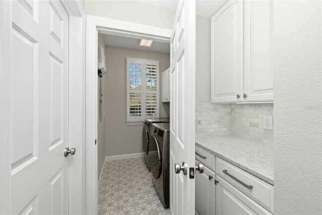 Building Photo - 701 Eagle Woods Tr