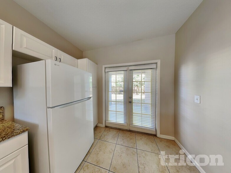 Building Photo - 3625 16th St Ct E
