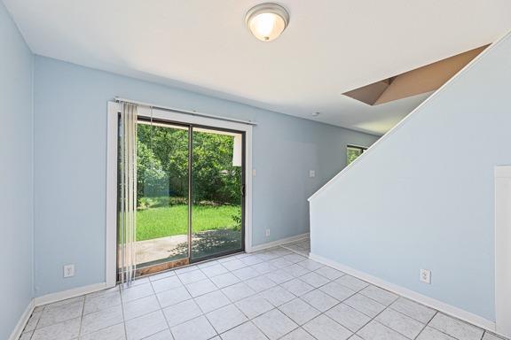 Building Photo - 8524 Dryfield Dr