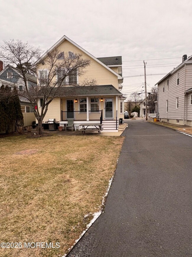 Building Photo - 162 Bridge Ave