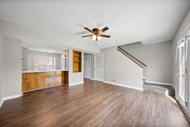 Building Photo - 280 Timber Ct Dr