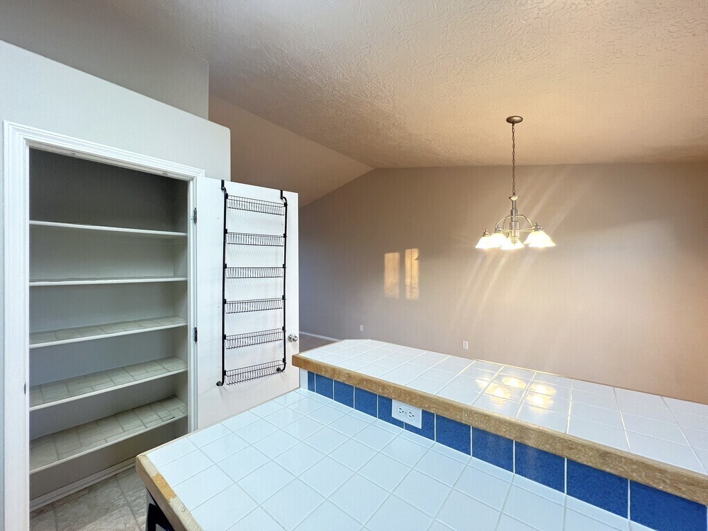 Building Photo - 4160 E Carnation Ct