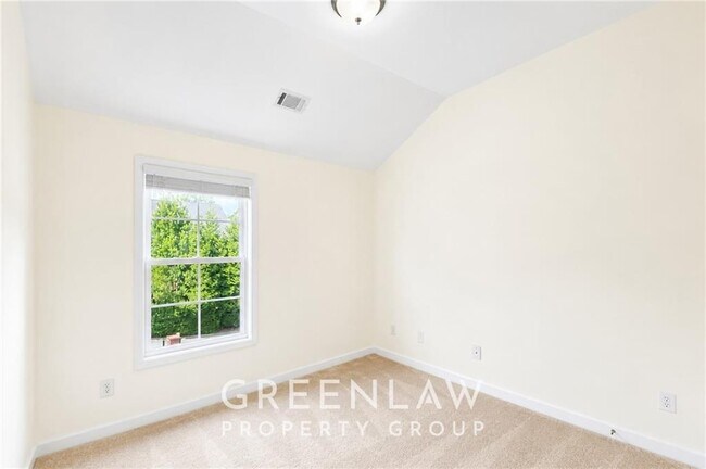 Building Photo - 7403 Lowery Oak Dr