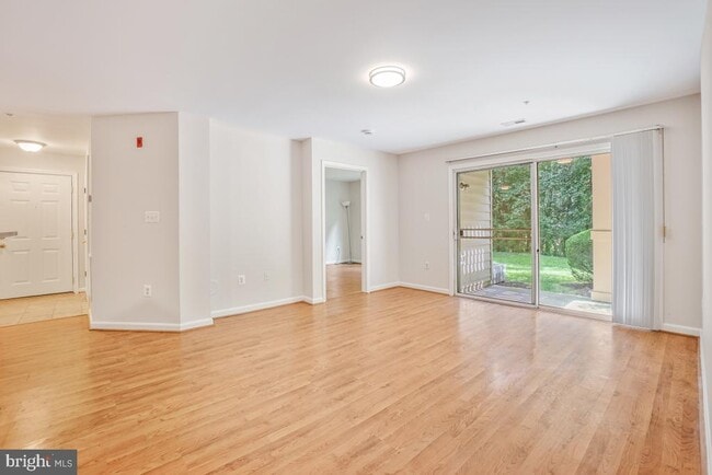 Building Photo - 18815 Sparkling Water Dr