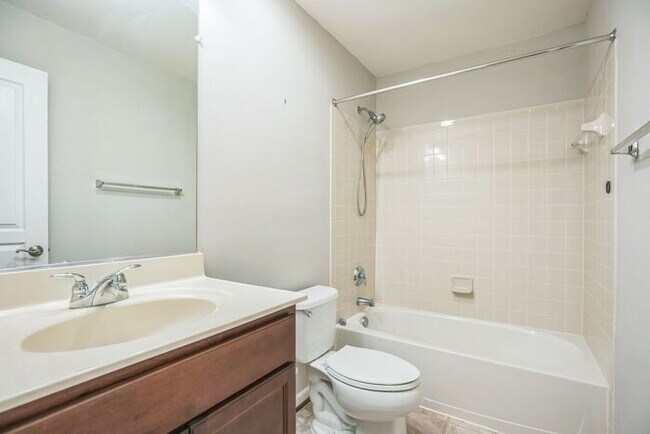 Building Photo - 43538 Marguerite Way