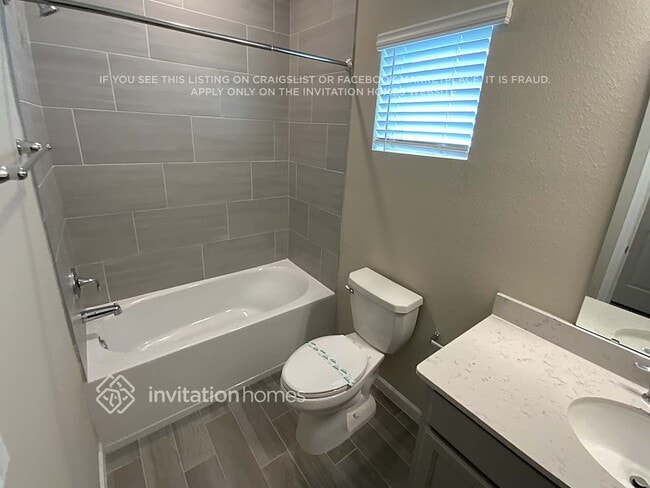 Building Photo - 2523 Laylas Wy