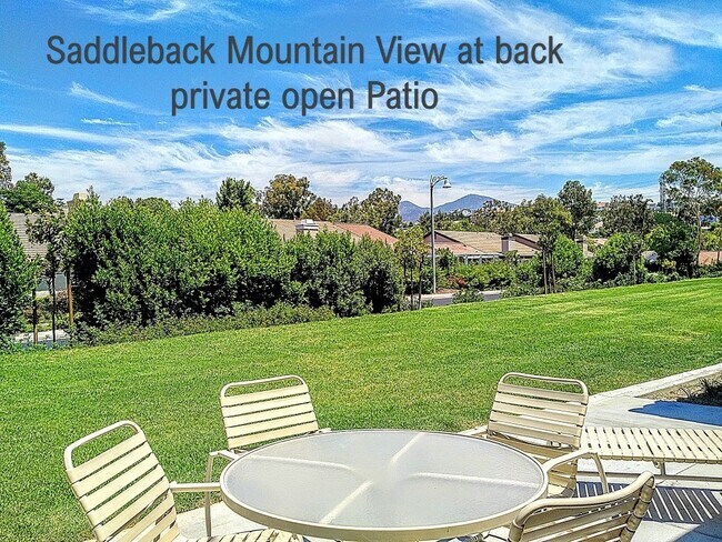 Building Photo - 28506 Barbosa