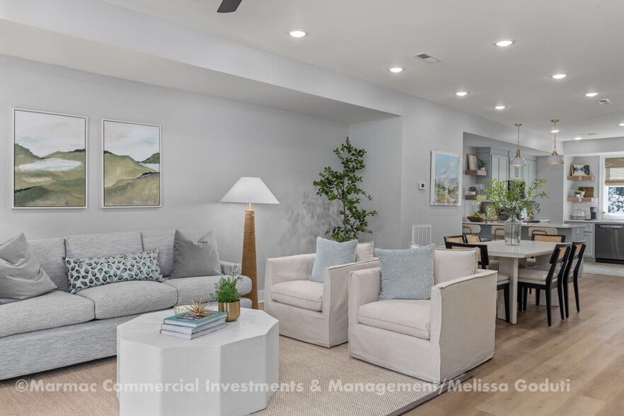 Building Photo - 154 N Poplar St