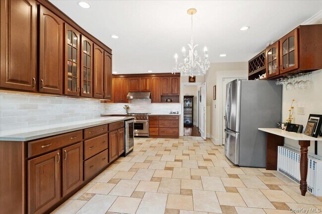 Building Photo - 43 Palmer Ave