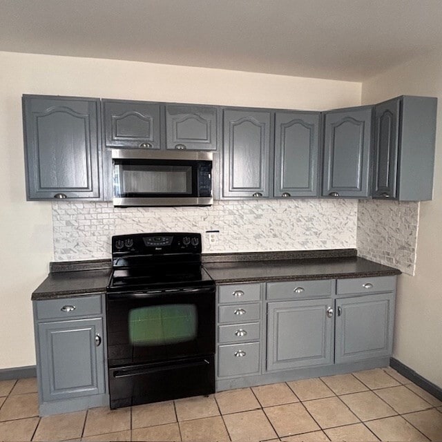 Building Photo - 19 Topliff St