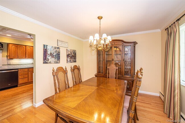 Building Photo - 40 Somerset Dr
