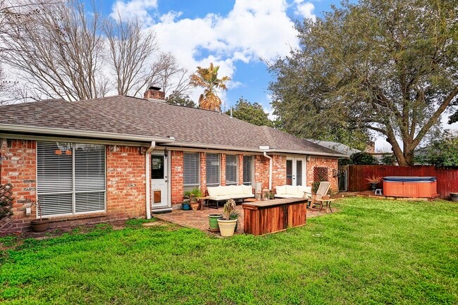 Building Photo - 14207 Wickersham Ln