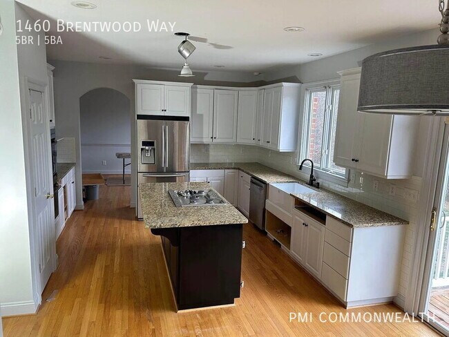 Building Photo - 1460 Brentwood Way