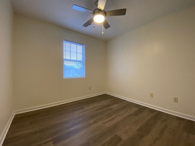 Building Photo - 5140 Greenville Loop Rd