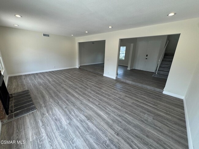 Building Photo - 6307 Chimineas Ave