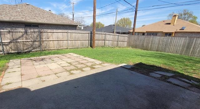 Building Photo - 865 W Lynn Creek Dr