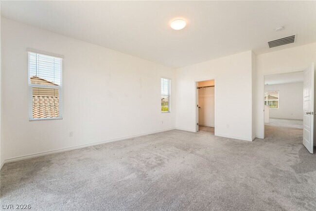 Building Photo - 3952 Henny Ave
