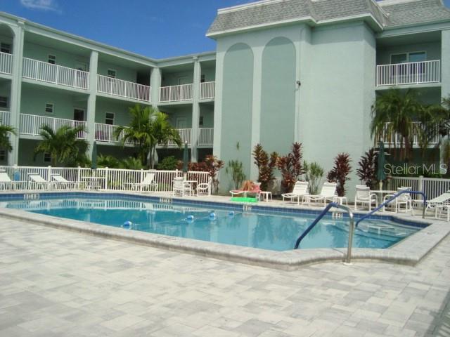 Building Photo - 1706 Belleair Forest Dr