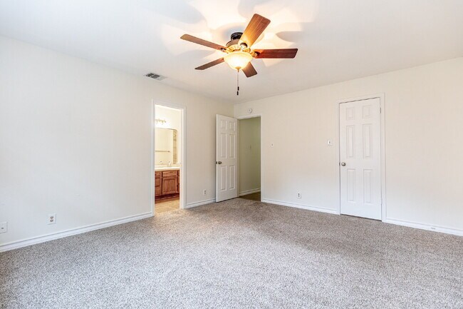 Building Photo - 9647 Barbwire