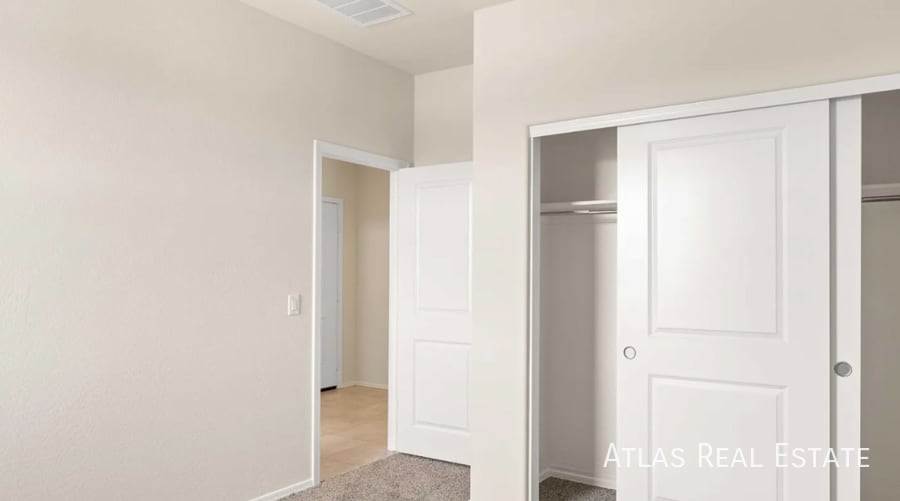 Building Photo - 1168 W Castle Ct