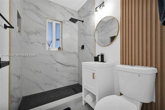 Building Photo - 6540 SW 4th St