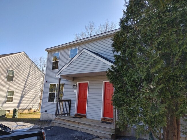 Building Photo - 33 Maggie Ln