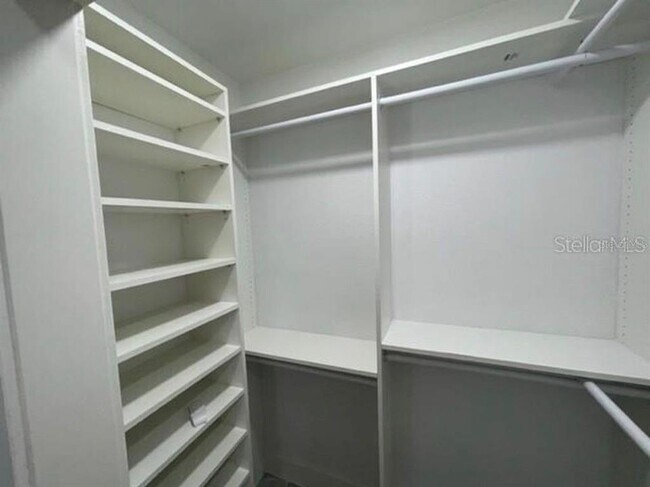 Building Photo - 8907 N Blvd