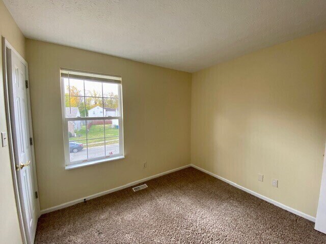 Building Photo - Remodeled 4 Bedroom in Pike Township!