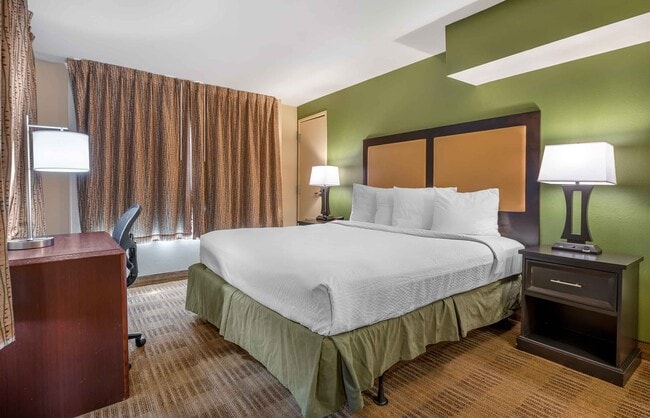 Building Photo - Furnished Studio-Houston - Med. Ctr. - Bra...