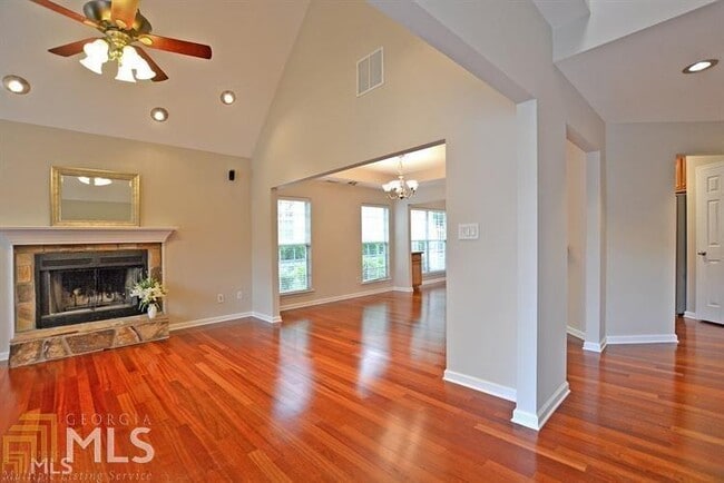 Building Photo - 239 Turnbridge Cir