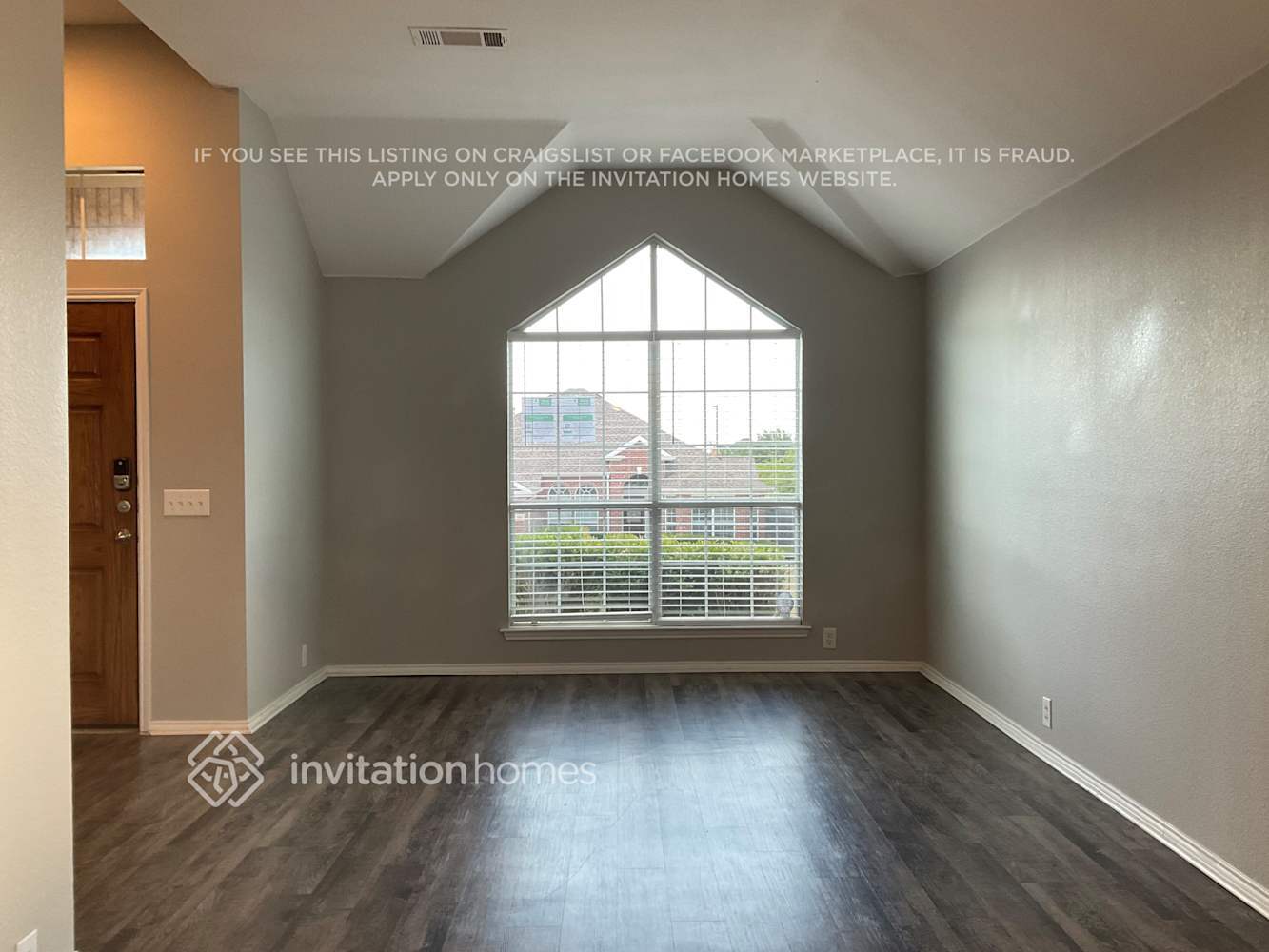 Building Photo - 713 Geary Dr
