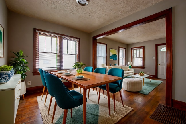 Building Photo - 2 Bedroom / 1 Bath Home located near Askar...