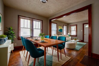 Building Photo - 2 Bedroom / 1 Bath Home located near Askar...