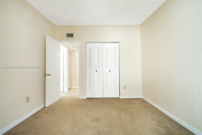 Building Photo - 10869 W Clairmont Cir