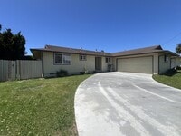 Building Photo - 3110 Janes Rd