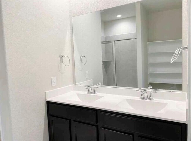 Building Photo - 29602 Juniper Ct