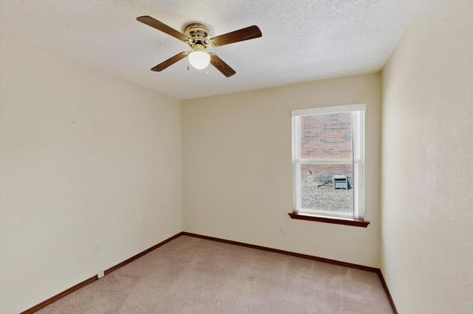 Building Photo - 10331 Hackamore Pl SW