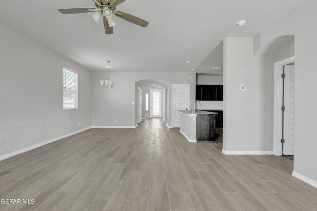Building Photo - 12260 Desert Wolf Ave