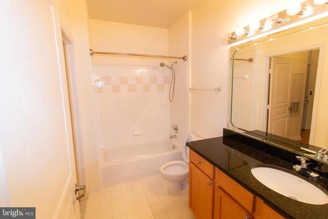 Building Photo - 12000 Market St