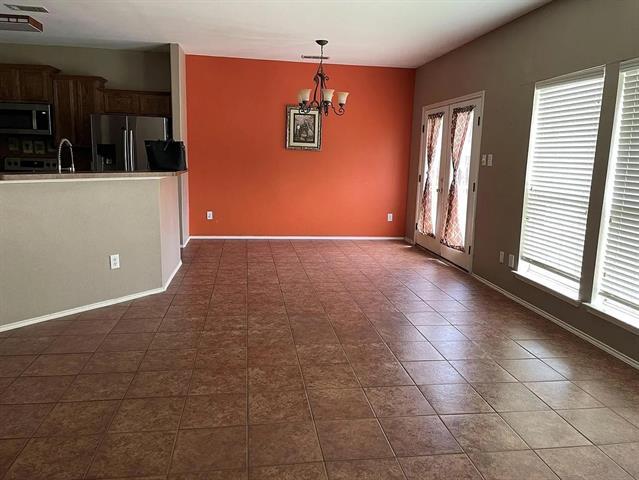 Building Photo - 1233 McMahan Dr