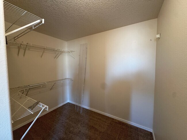 Building Photo - 8300 Bluffs Edge Pl NW